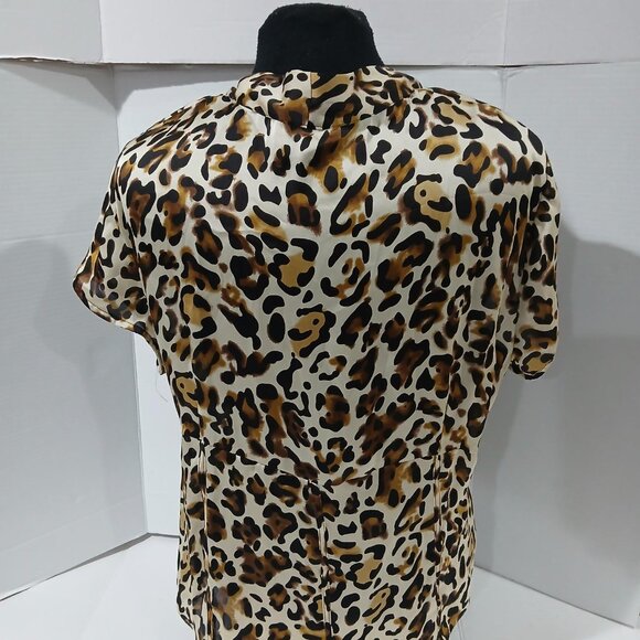 Agora Women's Cheetah Top Short Sleeve side zip Blouse Size XL - Picture 9 of 12